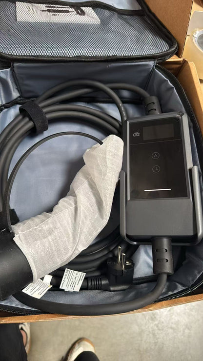dé Cargador Coche Eléctrico Tipo 2 Schuko 3,7 kW v2 - De segunda mano - Como nuevo (al 80 %)